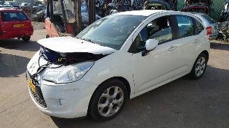 Uttjänta bilar auto Citroën C3 SC 2010 1.4 VTi 8FP Wit EWP onderdelen 2010/3