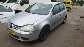 Uttjänta bilar auto Volkswagen Golf 5 2007 1.6 FSi BLF Grijs LA7W onderdelen 2007/8