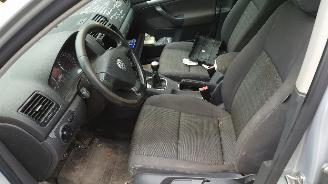 Volkswagen Golf 5 2007 1.6 FSi BLF Grijs LA7W onderdelen picture 14