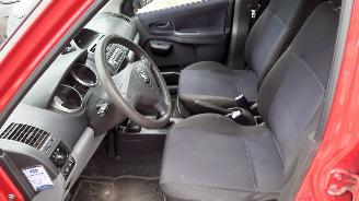 Suzuki Ignis 2004 1.3 16v M13A Rood ZR8 onderdelen picture 13