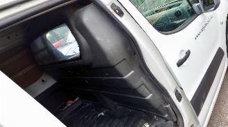 Citroën Berlingo 2009 1.6 HDi 9HS Wit EWP onderdelen picture 6