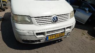 Volkswagen Transporter T5 2003 1.9 TDI AXC FJJ Wit L902 onderdelen picture 10