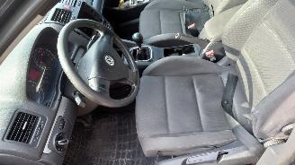 Volkswagen Golf 5 2004 2.0 TDI BKD GRF Grijs LC5F onderdelen picture 14