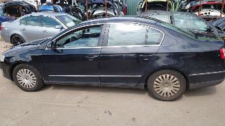 Volkswagen Passat B6 2006 1.9 TDI BXE JCX Zwart LC9X onderdelen picture 2