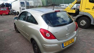 Opel Corsa D 2007 1.4 16v Z14XEP Beige Z40M onderdelen picture 3