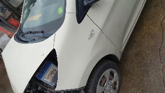 Kia Picanto 2011 1.0 12v G3LA Beige M9Y onderdelen picture 2