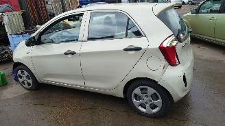 Kia Picanto 2011 1.0 12v G3LA Beige M9Y onderdelen picture 8