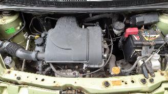 Daihatsu Sirion M300 2006 1.0 12v 1KRFE Groen G40 onderdelen picture 8