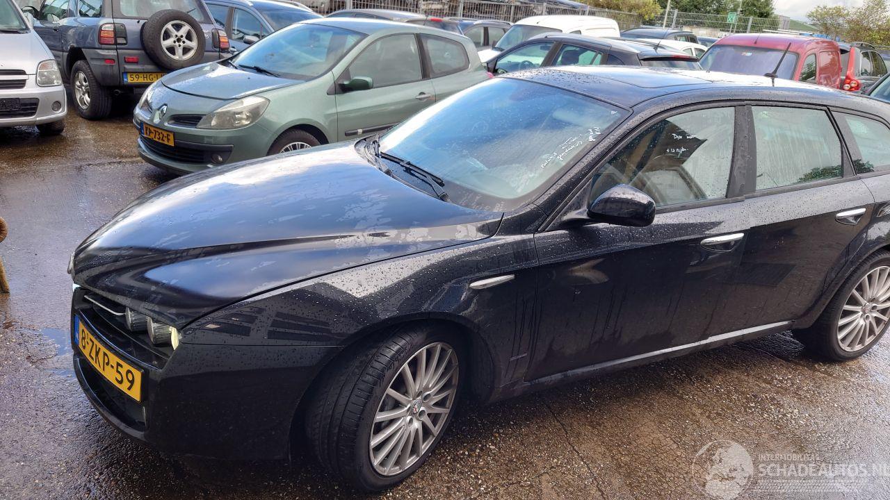 Alfa Romeo 159 2010 2.0 16v JTDm 939B3 Zwart 876 onderdelen