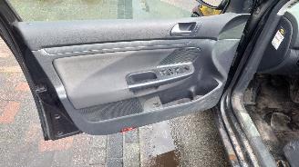 Volkswagen Golf 5 2006 1.6 FSi BLF HBM Zwart LC9Z onderdelen picture 13