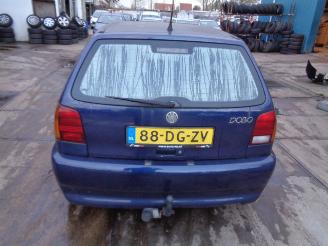 Volkswagen Polo Polo (6N1) Hatchback 1.6i 75 (AEE) [55kW]  (10-1994/10-1999) picture 3