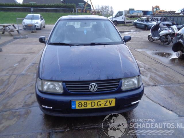 Volkswagen Polo Polo (6N1) Hatchback 1.6i 75 (AEE) [55kW]  (10-1994/10-1999)