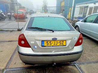 Ford Mondeo Mondeo III, Hatchback, 2000 / 2007 2.0 16V picture 3