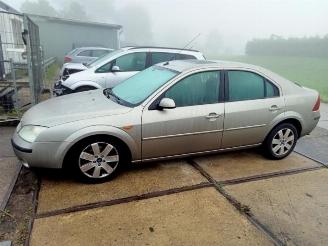 Ford Mondeo Mondeo III, Hatchback, 2000 / 2007 2.0 16V picture 2