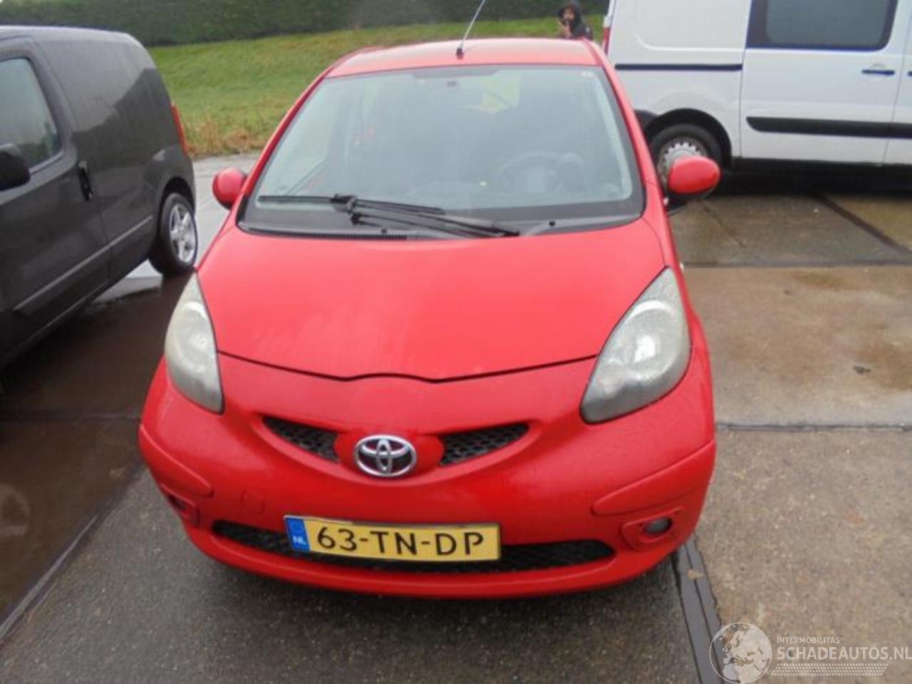 Toyota Aygo Aygo (B10), Hatchback, 2005 / 2014 1.0 12V VVT-i