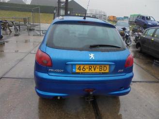Peugeot 206 206 (2A/C/H/J/S), Hatchback, 1998 / 2012 1.4 XR,XS,XT,Gentry picture 3