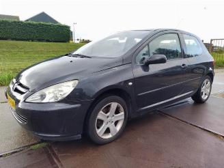 Peugeot 307 307 (3A/C/D), Hatchback, 2000 / 2009 2.0 16V picture 2