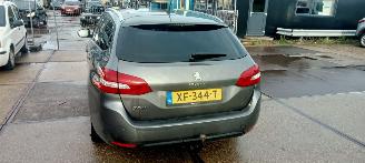 Peugeot 308  picture 2