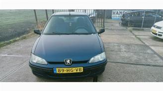 Auto da rottamare Peugeot 106 106 II, Hatchback, 1996 / 2004 1.1 XN,XR,XT,Accent 2001/7