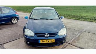 Coche siniestrado Volkswagen Golf Golf V (1K1), Hatchback, 2003 / 2010 1.6 2005/1