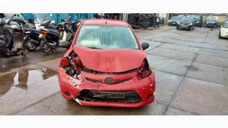 damaged passenger cars Toyota Aygo Aygo (B10), Hatchback, 2005 / 2014 1.0 12V VVT-i 2012/12