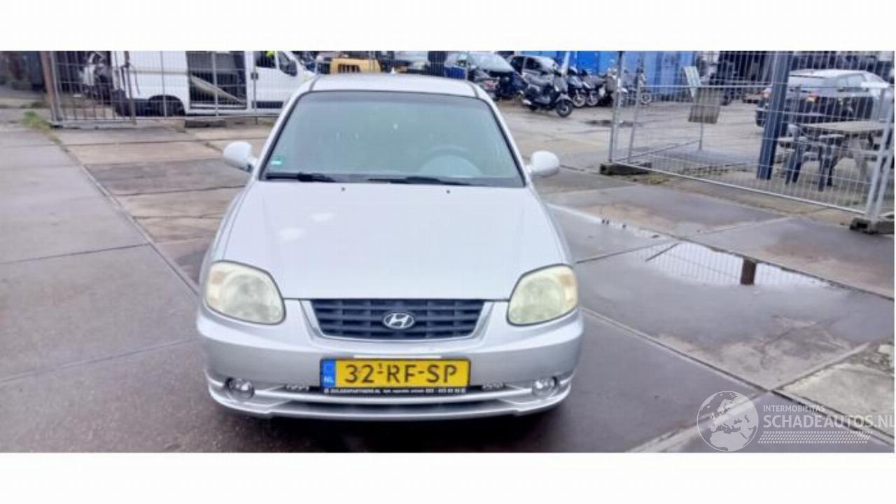 Hyundai Accent Accent, Hatchback, 2000 / 2006 1.6 16V