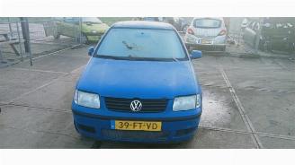 Salvage car Volkswagen Polo Polo III (6N2), Hatchback, 1999 / 2001 1.4 2000/7