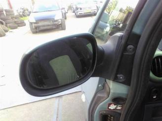 Peugeot 1007 1007 (KM), Hatchback 3-drs, 2004 / 2011 1.4 picture 23