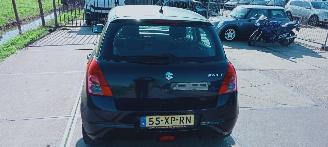 Suzuki Swift  picture 3