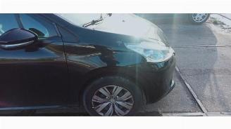 Peugeot 208 208 I (CA/CC/CK/CL), Hatchback, 2012 / 2019 1.0 Vti 12V PureTech picture 10