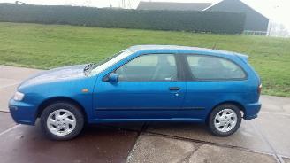 Nissan Almera  picture 2