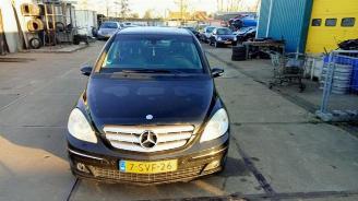 Unfallwagen Mercedes B-klasse B (W245), Hatchback, 2005 / 2011 2.0 B-200 16V 2006/1
