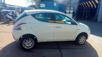 Lancia Ypsilon Ypsilon (312), Hatchback, 2011 0.9 TwinAir 85 picture 4