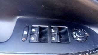 Alfa Romeo Giulietta  picture 7