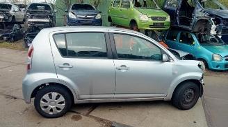 Daihatsu Sirion Sirion 2 (M3), Hatchback, 2005 1.0 12V DVVT picture 4