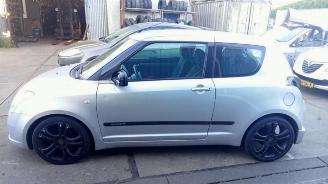 Suzuki Swift Swift (ZA/ZC/ZD1/2/3/9), Hatchback, 2005 / 2011 1.3 VVT 16V picture 2