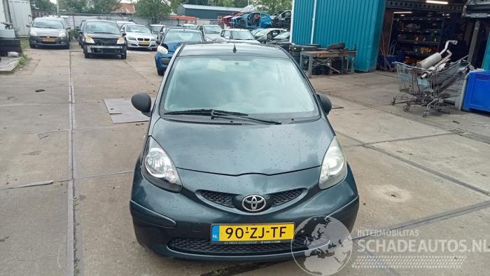 Toyota Aygo Aygo (B10), Hatchback, 2005 / 2014 1.0 12V VVT-i