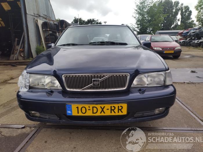 Volvo V-70 V70 (GW/LW/LZ), Combi, 1997 / 2002 2.4 20V 140