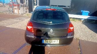 Renault Clio  picture 4