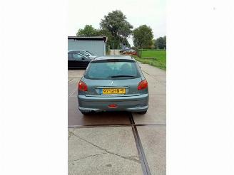 Peugeot 206 206 (2A/C/H/J/S), Hatchback, 1998 / 2012 1.4 XR,XS,XT,Gentry picture 3