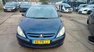 Vrakbiler auto Peugeot 307 307 (3A/C/D), Hatchback, 2000 / 2009 1.4 16V 2004/4