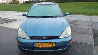 occasion passenger cars Ford Focus  2000/5