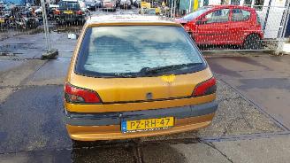 Peugeot 306  picture 3