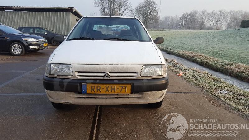 Citroën Saxo 