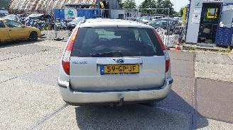 Ford Mondeo Mondeo III Wagon Combi 1.8 16V (CHBA) [92kW]  (10-2000/03-2007) picture 3