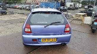 Mitsubishi Colt Colt (CJ) Hatchback 1.3 GL,GLX 12V (4G13) [55kW]  (05-1996/06-2000) picture 3