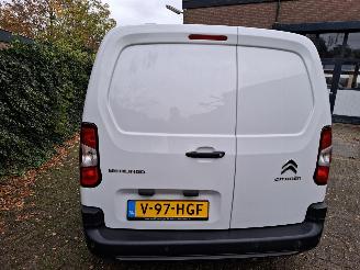 Citroën Berlingo BERLINGO GRIJS KENTEKEN BNZINE 1.2  110PK NIEUW GERESERVEERD!! picture 7