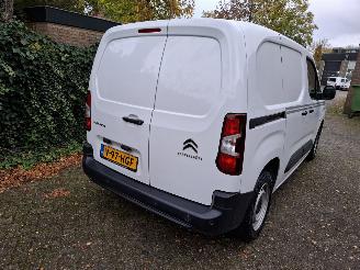 Citroën Berlingo BERLINGO GRIJS KENTEKEN BNZINE 1.2  110PK NIEUW GERESERVEERD!! picture 6
