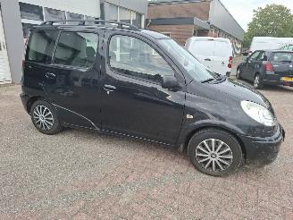 Toyota Yaris-verso Yaris verso 1.3 Sol lakschade bumper airco koud rijd nieuw picture 4