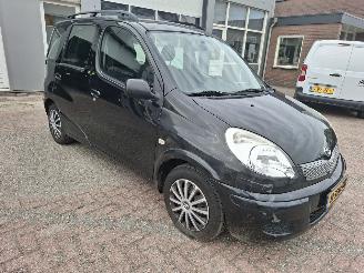 Toyota Yaris-verso Yaris verso 1.3 Sol lakschade bumper airco koud rijd nieuw picture 3
